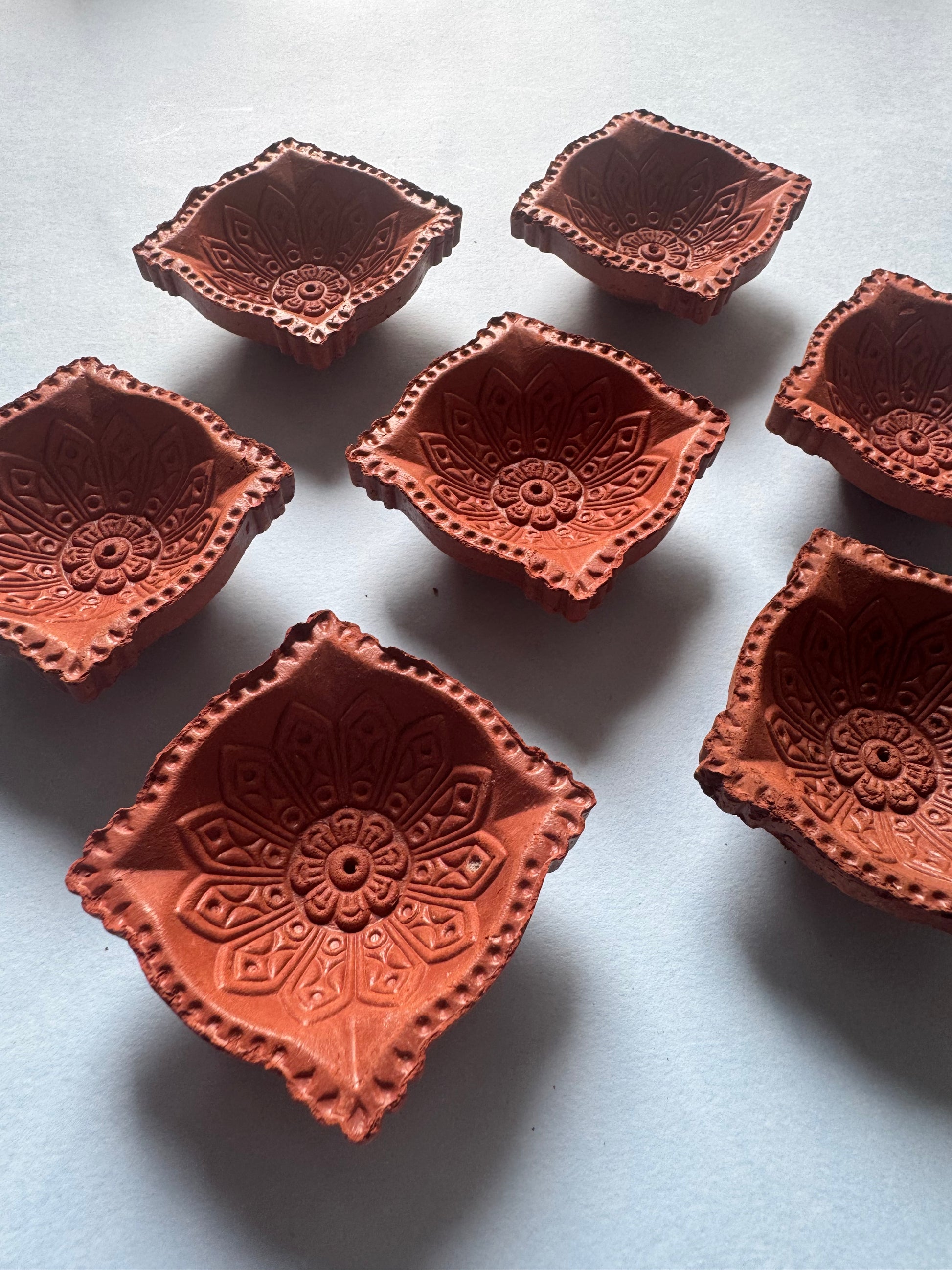 Padma Kiran Diya Set of 18